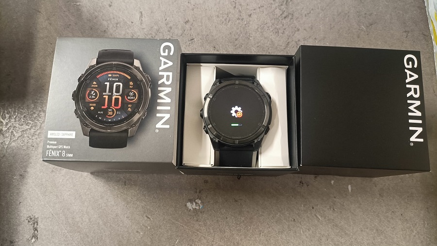 GARMIN Fenix 8 AMOLED Sapphire 51mm Carbon Grey DLC art 010-02905-21 USATO DA ESPOSIZIONE - immagine 7